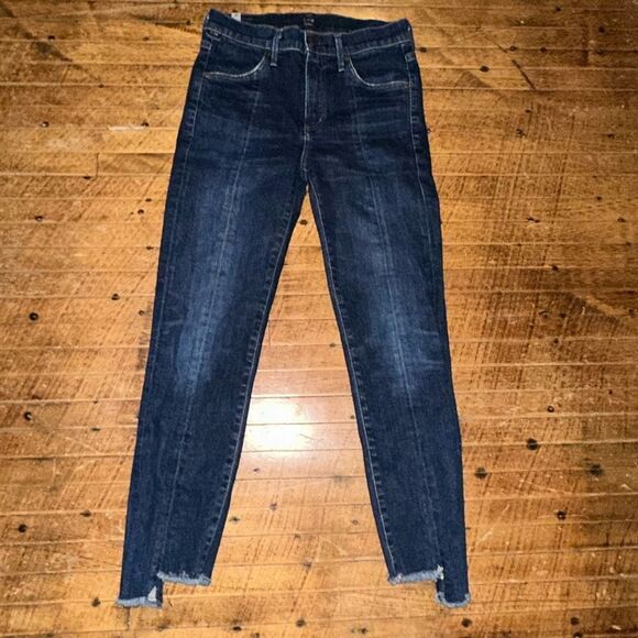 Citizens of Humanity dark wash Amari step hem size 25 jeans - Picture 2 of 6